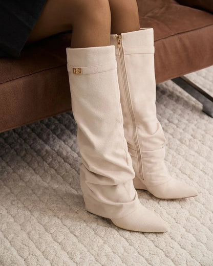 Amélie Faltenstiefel in Velours-Optik